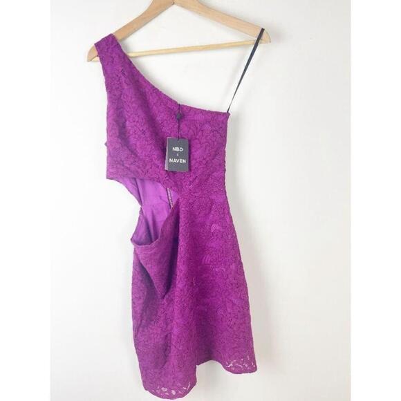 Revolve NBD x Naven Elina Floral Crochet Lace Magenta One Shoulder Mini Dress - Picture 3 of 8